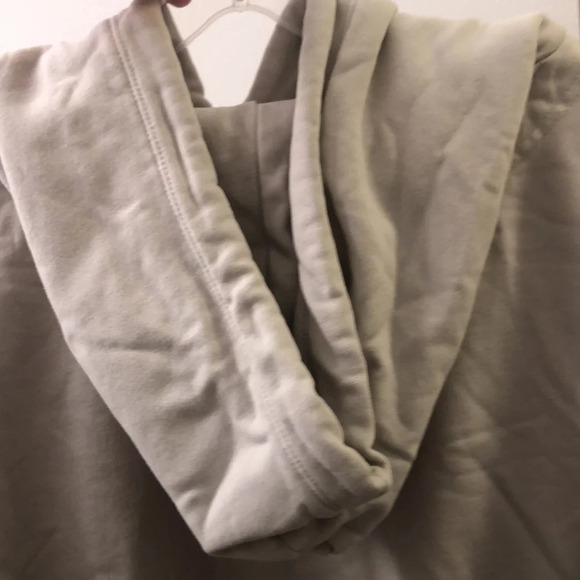 H&M Sweatshirt - Picture 6 of 7